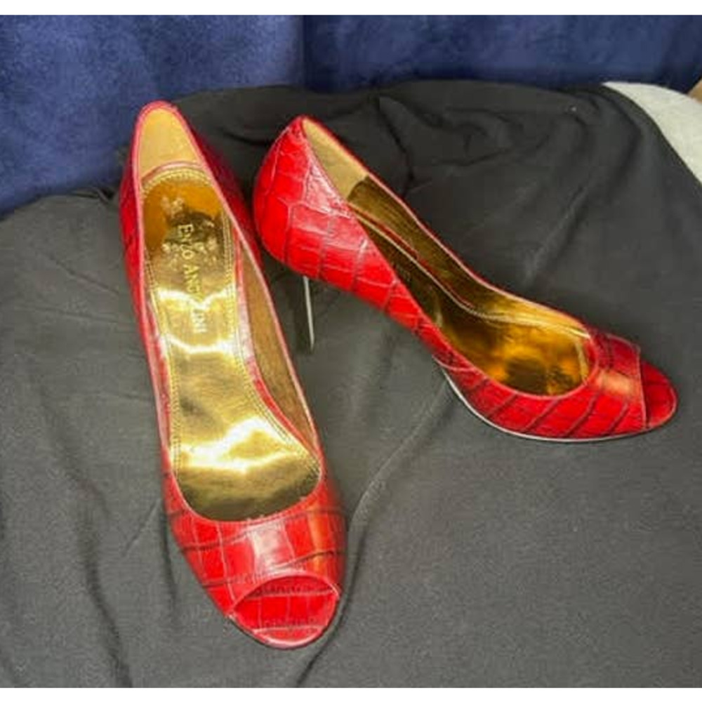 Enzo Angiolini Heels Red from Nordstrom Sz. 7 Heels 3.5 inches high